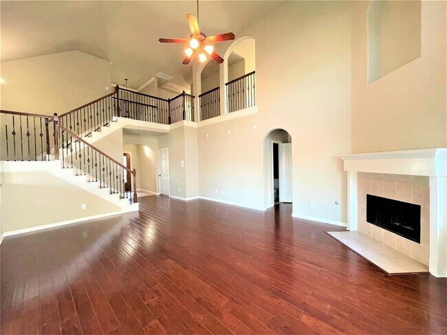 Foto del edificio - 9610 Copper Harbor Ct