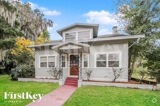 Building Photo - 109 E Palmetto Ave