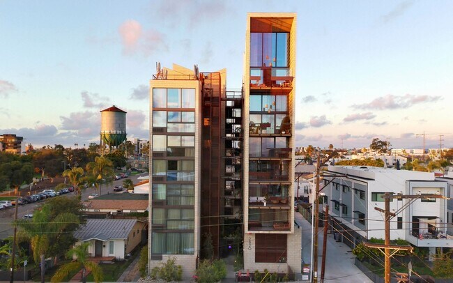 Foto del edificio - Le Parc | The Newest Community in North Park is Here Now