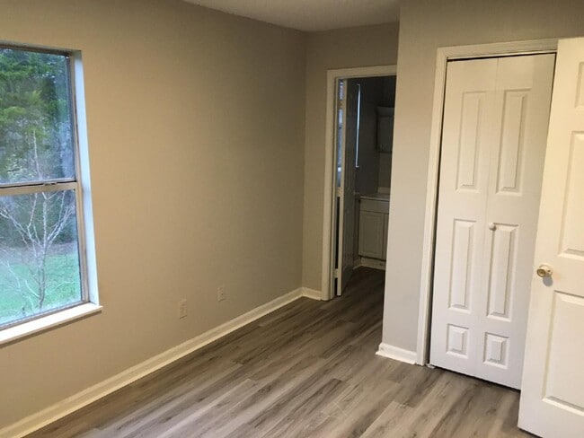 Building Photo - Vonore Apts LLC