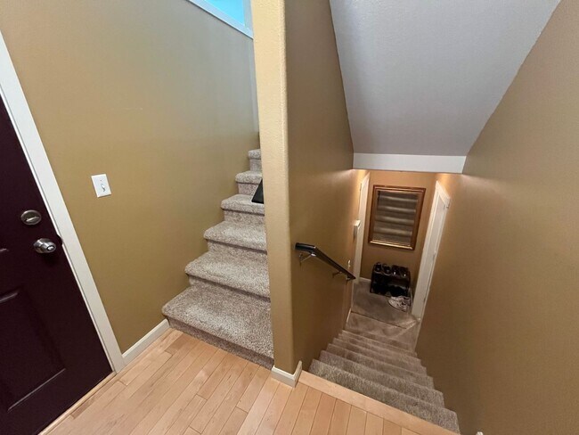 Foto del edificio - 3Bd/2.5Ba town home in Murrayhill/Neighbor...