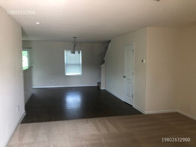 Building Photo - 3009 Chatuge Ct.