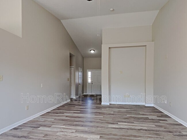 Foto del edificio - 7538 Firecrest Ln