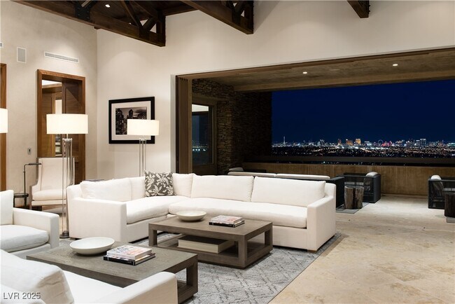 Foto del edificio - 5 Promontory Pointe Ln