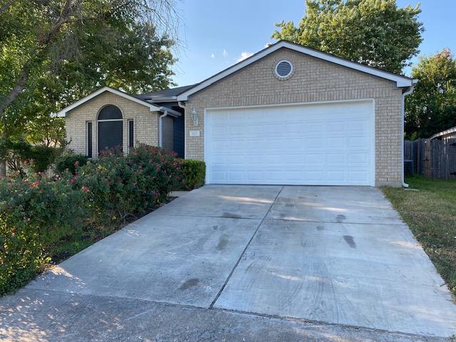 Foto principal - 102 Meadowlark Cir