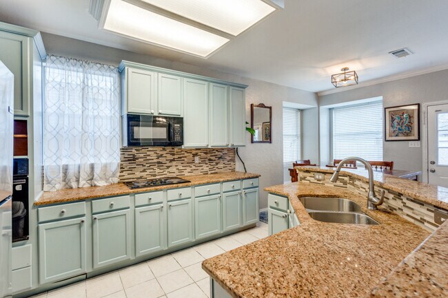 Foto del edificio - Knights Court