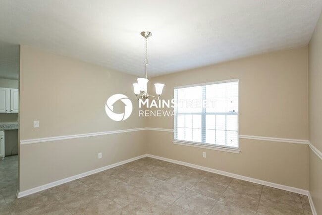 Building Photo - 3 Bedroom Pet-Friendly Home in Union City,...
