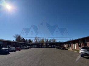 Building Photo - 710 Downey St