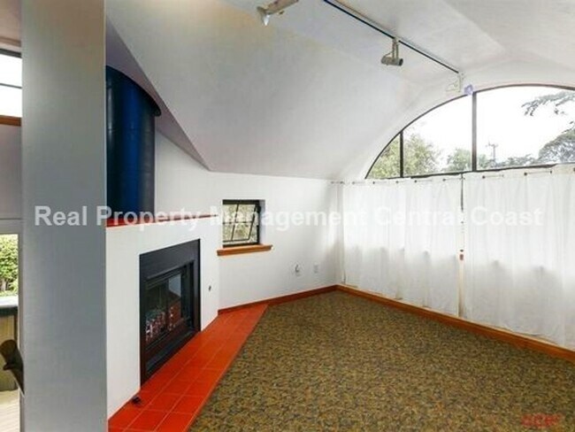 Building Photo - Charming Los Osos Apartment - 1 bedrpom, 1...
