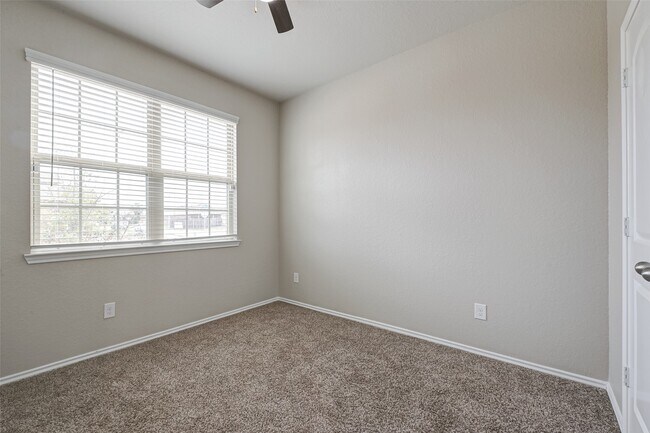 Building Photo - 20814 Azelea Field St