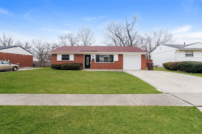 Primary Photo - Beautiful 3 Bedroom Ranch Style Home