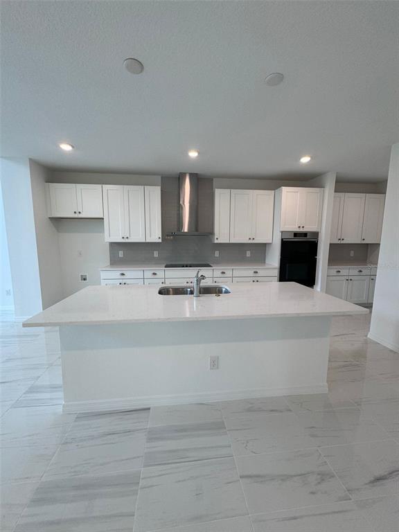Foto del edificio - 17260 Lake Star Rd