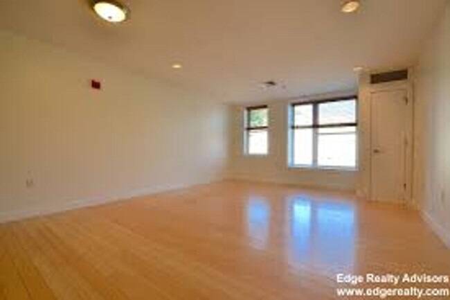 Building Photo - 99 Chestnut Hill Ave., #201, Boston, MA 02135