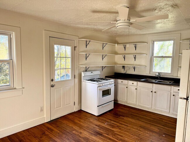 Foto del edificio - Cozy Blacksburg Home in Peaceful/Natural S...