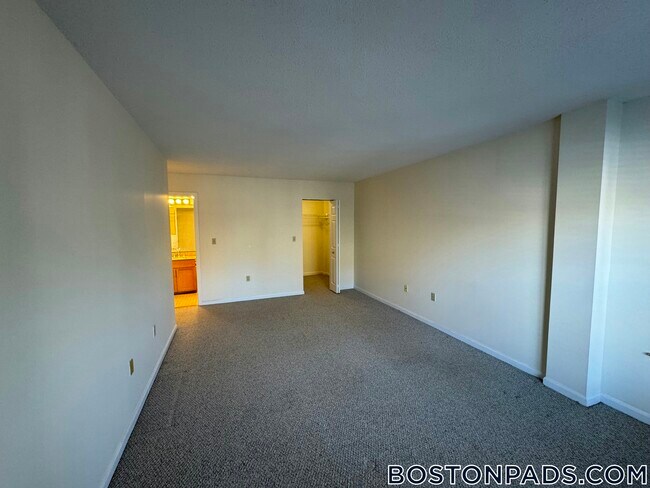 Foto del edificio - 345 Franklin St