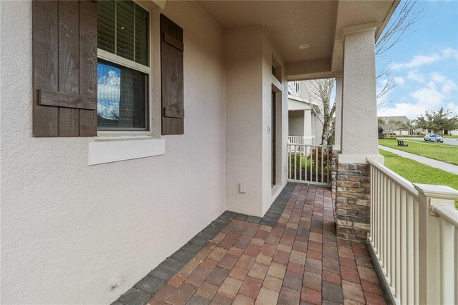 Building Photo - 16242 Outlook Shore Alley