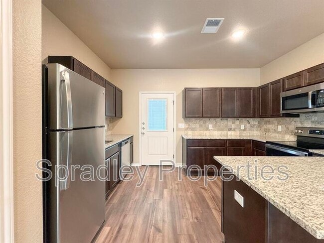 Building Photo - 1007A Laurel Dr