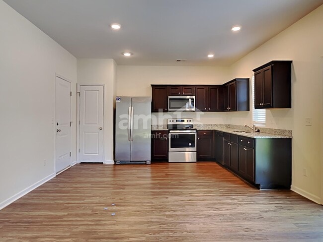 Building Photo - 136 Orion Way