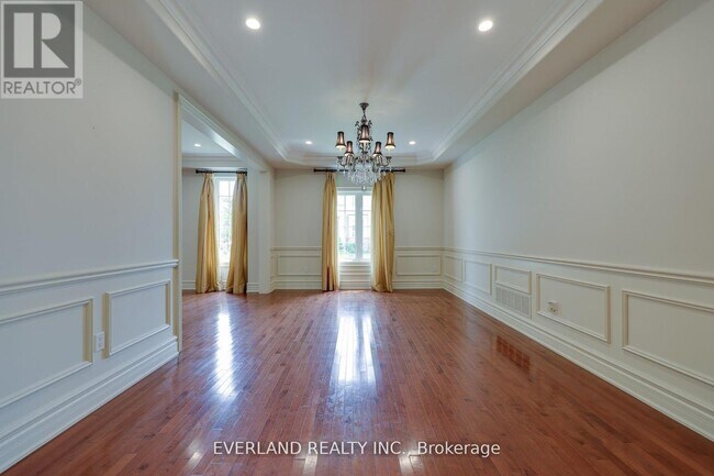 Building Photo - 138 Lady Fenyrose Ave