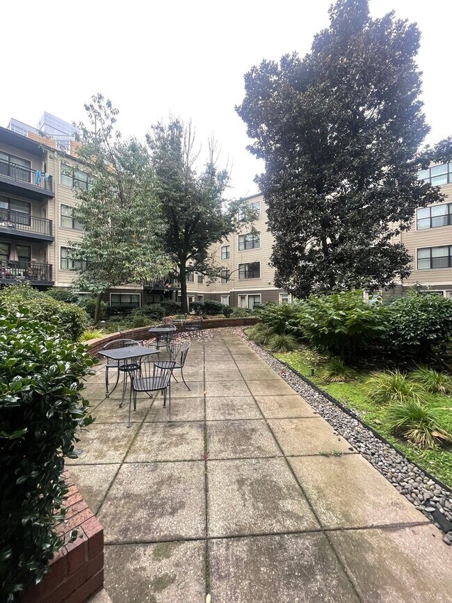 Foto del interior - Lovejoy Station