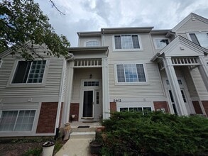 Building Photo - 2402 Oakfield Ct
