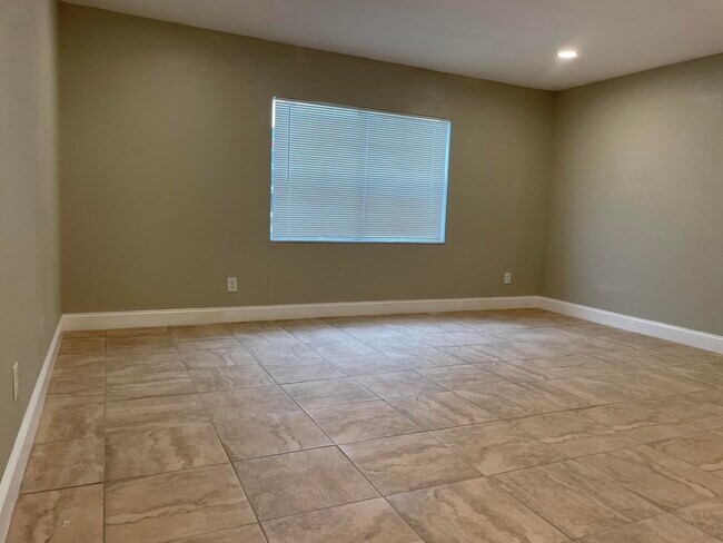 Foto del edificio - 1209 N 24th St