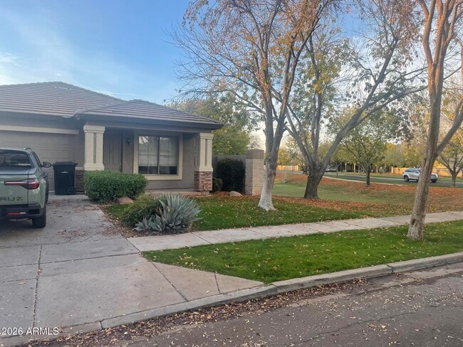 Foto del edificio - 3733 E Bruce Ct