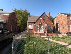 Building Photo - 11535 Kenmoor St