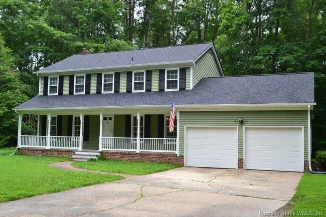 Building Photo - 102 Sabre Dr
