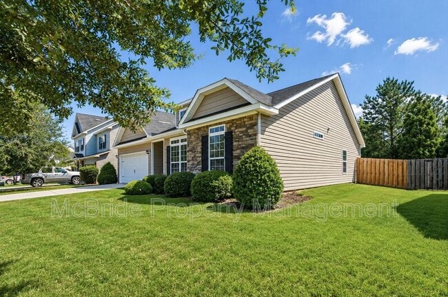 Building Photo - 5040 Nokesville Cir