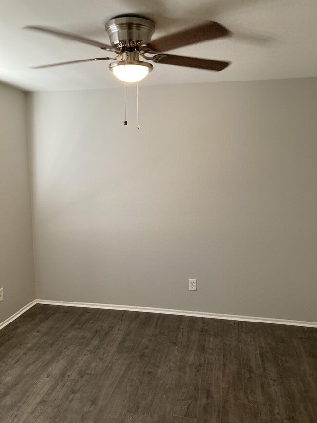 2065 S Coconino Dr Unit 1, Apache Junction, AZ 85120 Room for Rent in