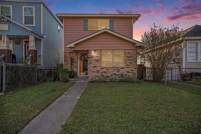Building Photo - 5207 Avenue K