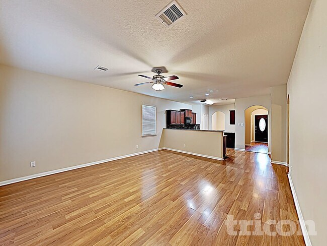 Building Photo - 6923 Musclewood Rd