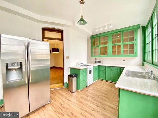 Photo - 140 Bryant St NW Townhome