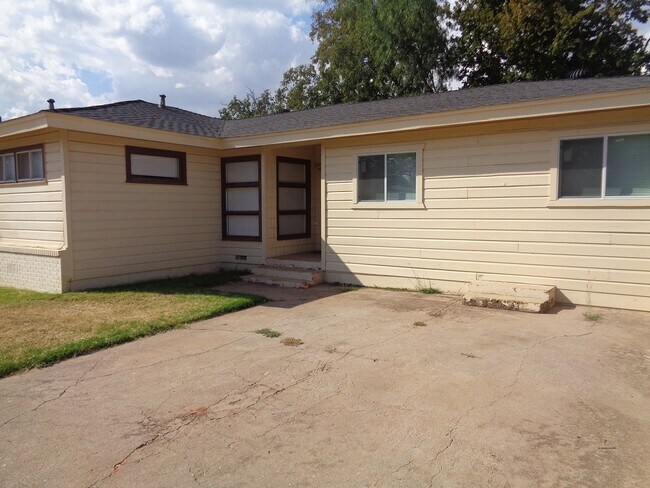 Foto del edificio - FOUR BEDROOM