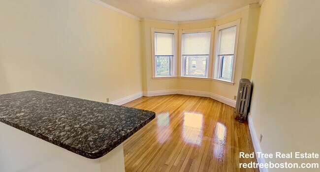 Foto del edificio - 120 Peterborough St