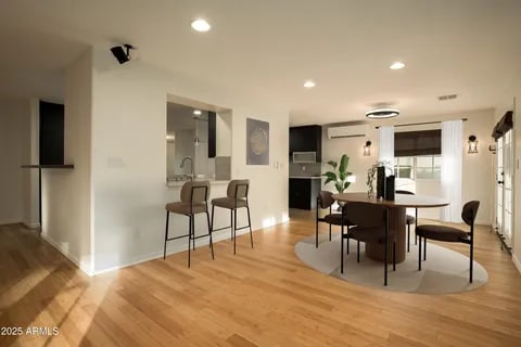 Building Photo - 13034 N 8th Ave