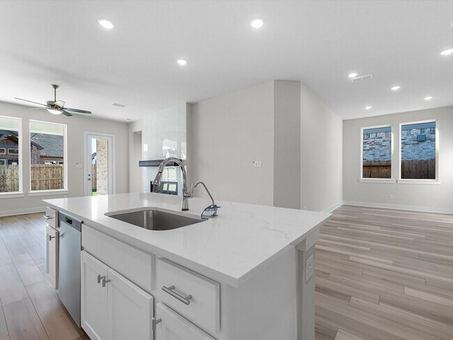 Foto del edificio - 31807 Pecan Mdw Ln