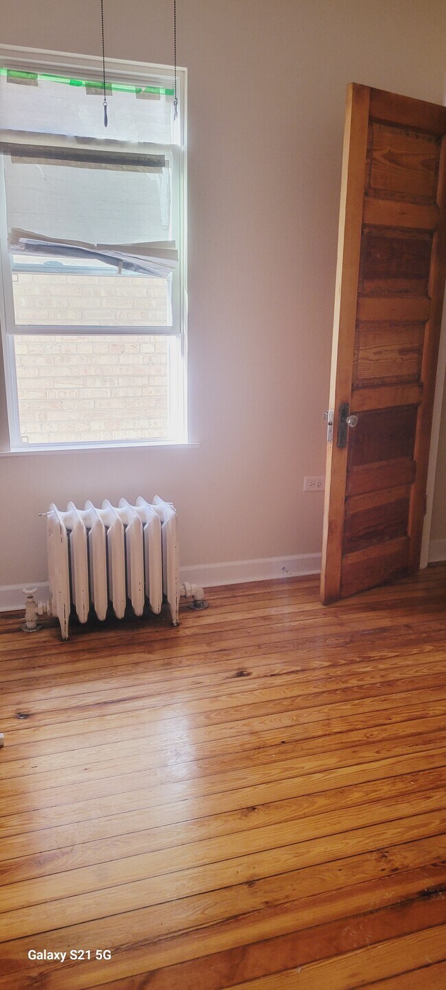 Foto del edificio - 3807 N Narragansett Ave