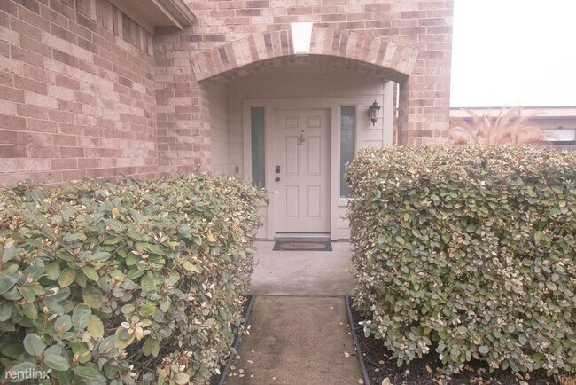 Building Photo - 19110 Remington Grove Ct