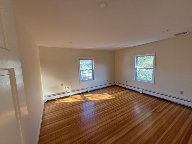 Foto del edificio - 40 Lincoln Ave