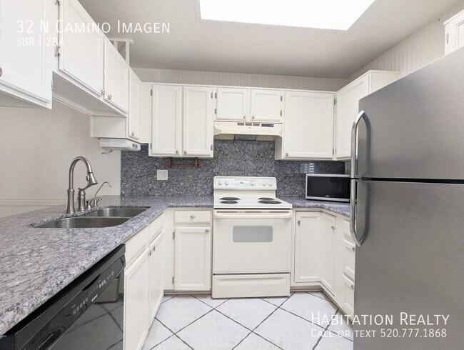 Photo - 32 N Camino Imagen House