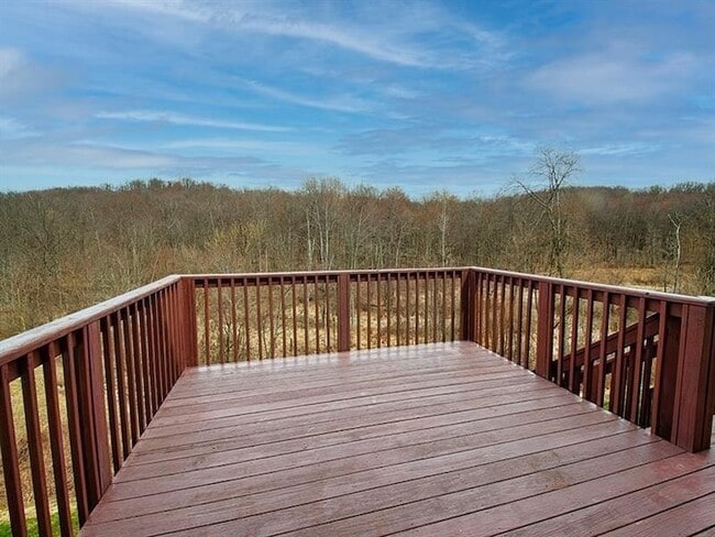Building Photo - 261 Broadstone Dr