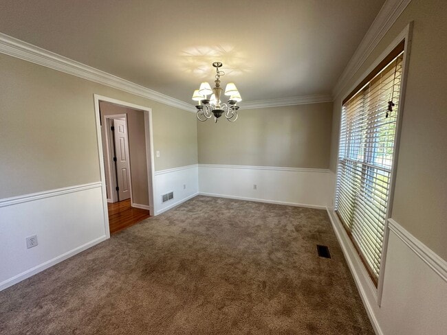 Foto del edificio - 4512 Dogwood Forest Pl