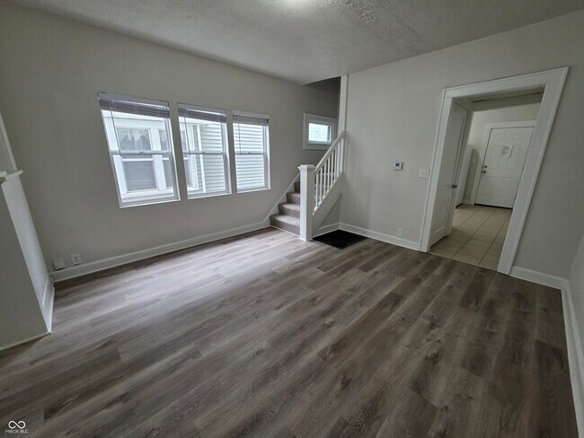 Foto del edificio - 1119 N Tuxedo St