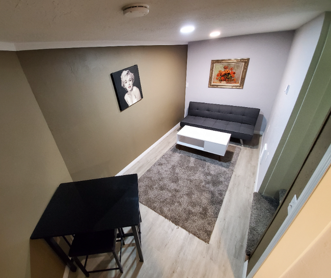 Foto del edificio - 3415 N Huetter Rd