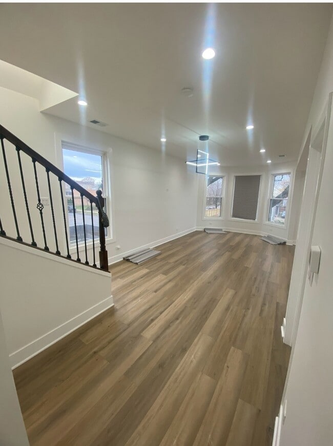 Foto del edificio - 5355 S Wood St