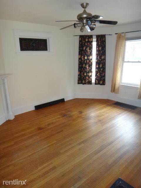 Building Photo - 14 Edison Grn