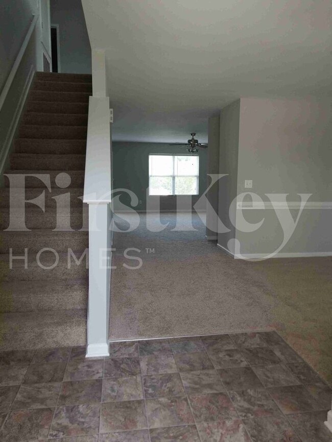 Foto del edificio - 4406 Vernon Cir SE