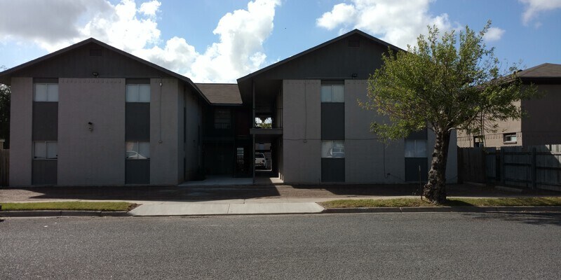 Primary Photo - 1116 Primrose Avenue